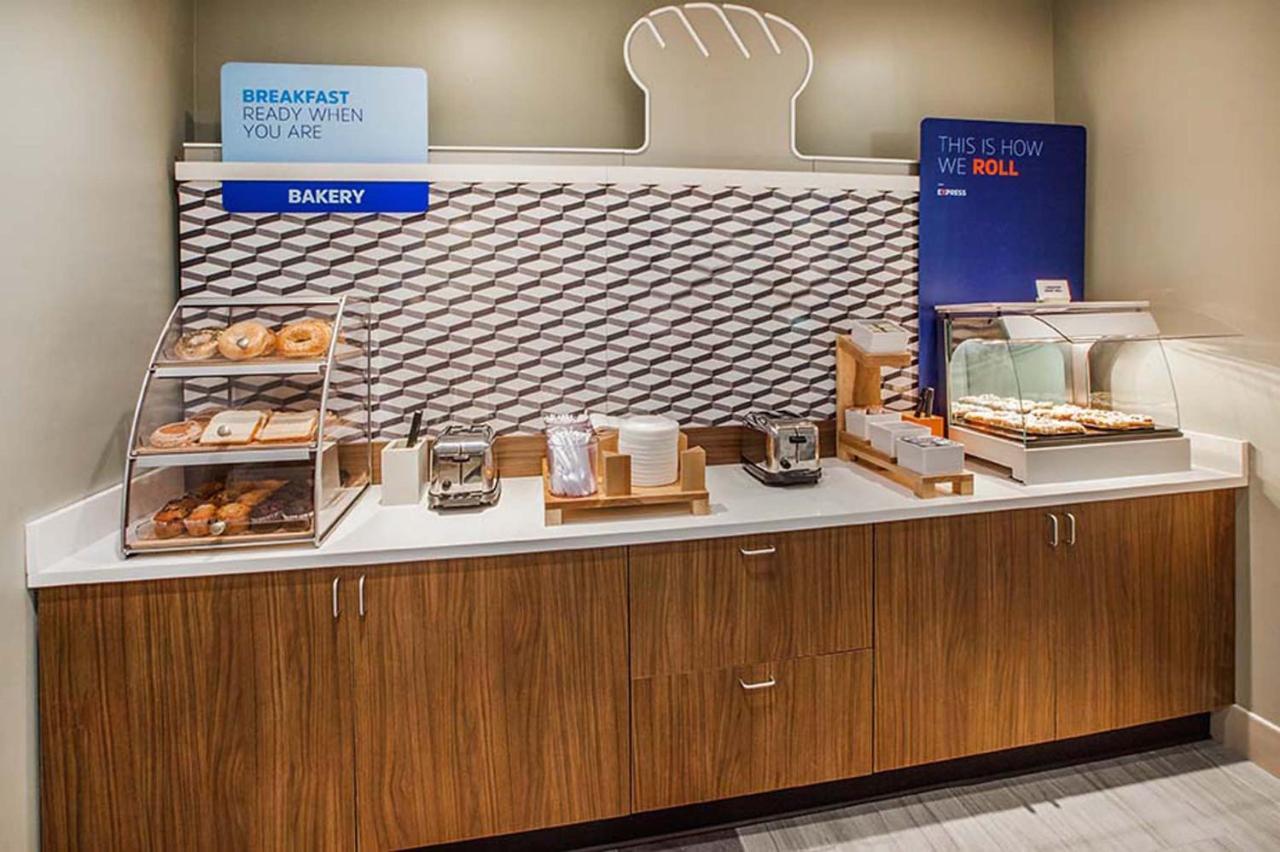 Holiday Inn Express Princeton Southeast By Ihg Plainsboro Εξωτερικό φωτογραφία